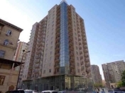 Satılır 3 otaqlı 120 m2 yeni tikili Elmlər Akademiyası m.