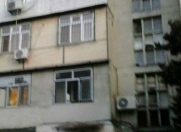 Satılır 1 otaqlı 18 m2 köhnə tikili Bakıxanov