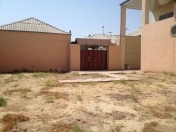 Satılır 5 otaqlı 256 m2 həyət evi Ayna Sultanova heykəli