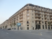 İcarəyə verilir 2 otaqlı 100 m2 yeni tikili Şah İsmayıl Xətai m.