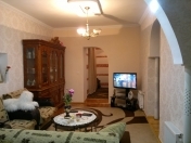 Satılır 5 otaqlı 200 m2 həyət evi Maştağa