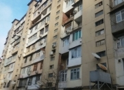 Satılır 4 otaqlı 105 m2 köhnə tikili 3 mkr
