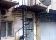 İcarəyə verilir 2 otaqlı 60 m2 köhnə tikili Hüseyn Cavid parkı