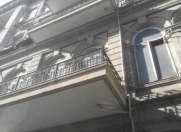 Satılır 5 otaqlı 250 m2 köhnə tikili Səbail r.