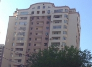 İcarəyə verilir 4 otaqlı 170 m2 yeni tikili Gənclik m.