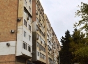 İcarəyə verilir 2 otaqlı 82 m2 köhnə tikili Nərimanov heykəli