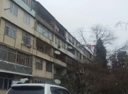 Satılır 4 otaqlı 100 m2 köhnə tikili 8 km