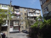 Satılır 4 otaqlı 100 m2 köhnə tikili Nəriman Nərimanov m.