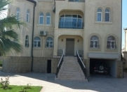 Satılır 7 otaqlı 400 m2 bağ evi Buzovna