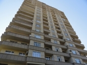 Satılır 2 otaqlı 105 m2 yeni tikili Elmlər Akademiyası m.