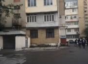 Satılır 3 otaqlı 85 m2 köhnə tikili 8 mkr