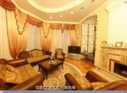 İcarəyə verilir 6 otaqlı 315 m2 köhnə tikili Axundov bağı