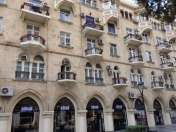 İcarəyə verilir 3 otaqlı 75 m2 köhnə tikili Fəvvarələr meydanı