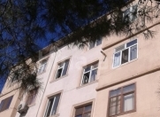 Satılır 3 otaqlı 48 m2 köhnə tikili 1 mkr