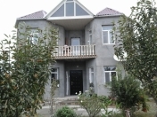 Satılır 6 otaqlı 220 m2 həyət evi Buzovna