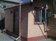 Satılır 3 otaqlı 45 m2 həyət evi Ağ şəhər