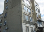 Satılır 3 otaqlı 56 m2 köhnə tikili Buzovna