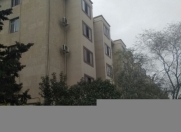 Satılır 2 otaqlı 40 m2 köhnə tikili Elmlər Akademiyası m.