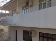 Satılır 5 otaqlı 180 m2 həyət evi 28 May m.