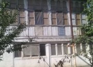 Satılır 11 otaqlı 1650 m2 həyət evi Salyan