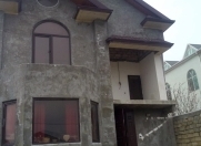 Satılır 5 otaqlı 300 m2 həyət evi Masazır