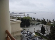 İcarəyə verilir 2 otaqlı 65 m2 köhnə tikili Sahil