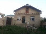 Satılır 4 otaqlı 3 m2 həyət evi Ramana