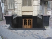 Satılır 7 otaqlı 200 m2 obyekt 28 Mall