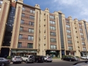 Satılır 4 otaqlı 205 m2 yeni tikili Gənclik m.