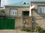 Satılır 6 otaqlı 200 m2 həyət evi Binəqədi r.
