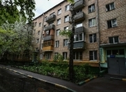 Satılır 1 otaqlı 35 m2 köhnə tikili 2 mkr