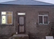 Satılır 4 otaqlı 100 m2 həyət evi Binə