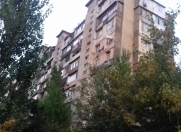 Satılır 2 otaqlı 60 m2 köhnə tikili 9 mkr