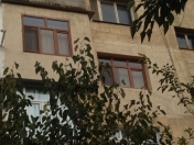 Satılır 4 otaqlı 108 m2 köhnə tikili 8 km