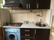 İcarəyə verilir 2 otaqlı 30 m2 köhnə tikili İnşaatçılar m.