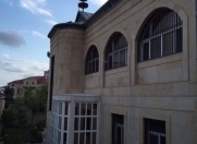 Satılır 9 otaqlı 600 m2 həyət evi AMAY