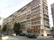 Satılır 4 otaqlı 80 m2 köhnə tikili 8 mkr