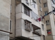 Satılır 2 otaqlı 50 m2 köhnə tikili 9 mkr