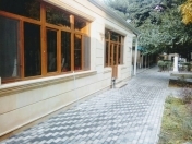 Satılır 14 otaqlı 1200 m2 obyekt 8 mkr