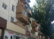 İcarəyə verilir 3 otaqlı 75 m2 köhnə tikili Nəriman Nərimanov parkı