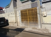 Satılır 5 otaqlı 86 m2 həyət evi 20 yanvar m.