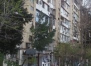 Satılır 4 otaqlı 110 m2 köhnə tikili 8 km