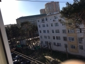 Satılır 2 otaqlı 42 m2 köhnə tikili 1 mkr