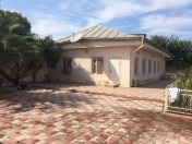 Satılır 5 otaqlı 170 m2 bağ evi Abşeron r.