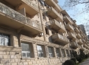 Satılır 3 otaqlı 75 m2 köhnə tikili Elmlər Akademiyası m.