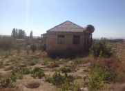 Satılır 4 otaqlı 2400 m2 bağ evi Saray