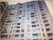 Satılır 3 otaqlı 80 m2 yeni tikili Elmlər Akademiyası m.