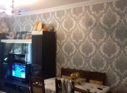 Satılır 4 otaqlı 10 m2 köhnə tikili Hövsan