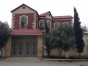 İcarəyə verilir 4 otaqlı 240 m2 villa Badamdar