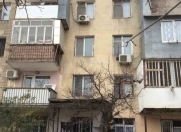 Satılır 4 otaqlı 80 m2 köhnə tikili Badamdar